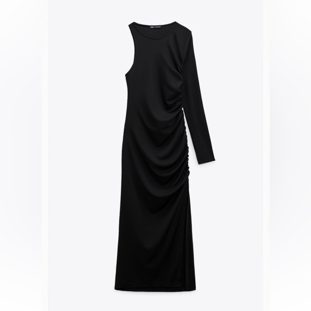 SOLD One arm black dress 🔥